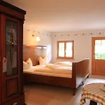 Landgasthof Einbachmuhle 2* באד טולץ